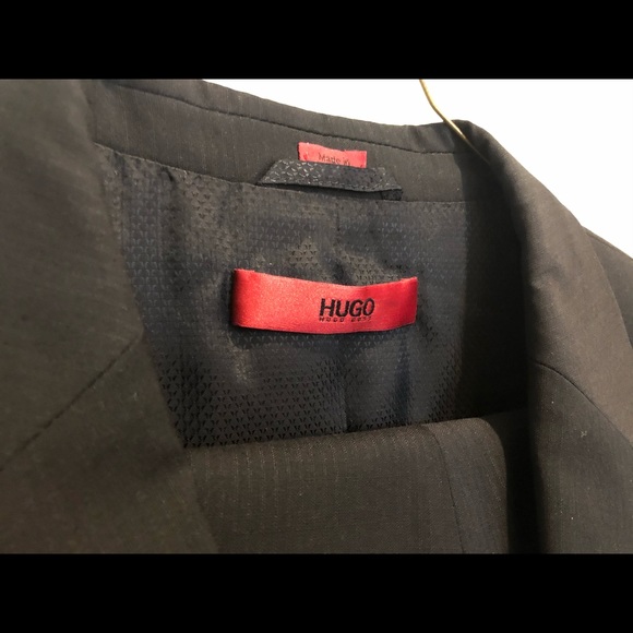 Hugo Boss 2-Piece Suit - Picture 3 of 4